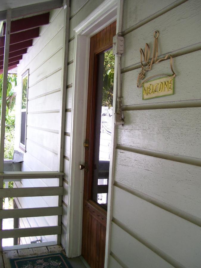The Treehouse Apartment Сейнт Питърсбърг Екстериор снимка